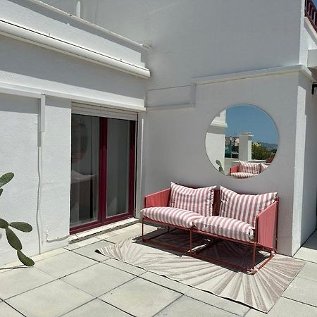 Groovy Caparica Gem With Large Sunny Terrace Lägenhet Costa de Caparica Exteriör bild