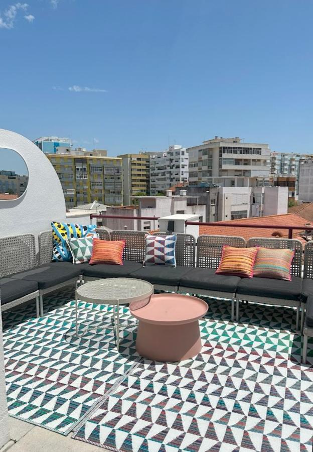 Groovy Caparica Gem With Large Sunny Terrace Lägenhet Costa de Caparica Exteriör bild